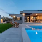 Lorena Dalmacija Zadarvillas 别墅
